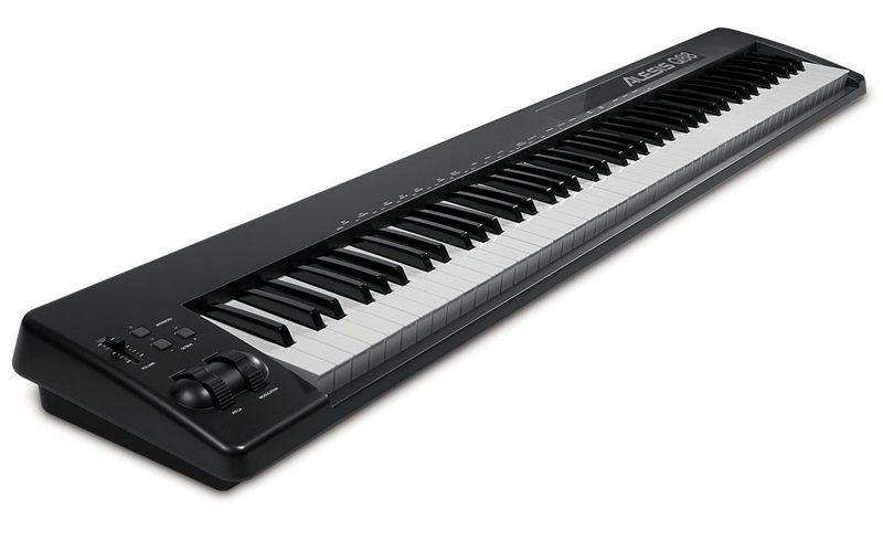 Фото MIDI-клавиатура Alesis Q88