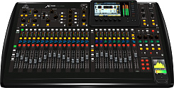Цифровой микшерный пульт Behringer X32