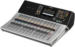 Цифровой микшерный пульт Yamaha TF3