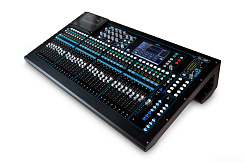 Цифровой микшерный пульт Allen & Heath QU-32C