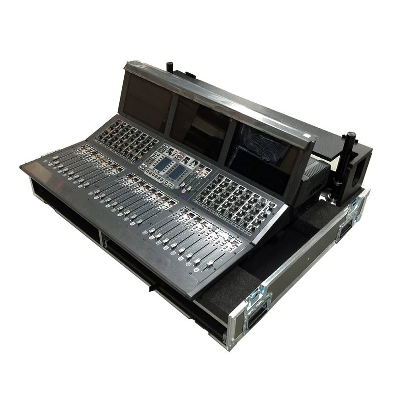 Фото Цифровой микшерный пульт Avid Venue S6L-32D-192