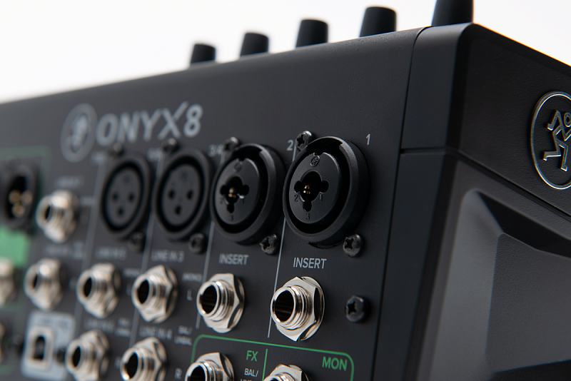 Фото Микшерный пульт Mackie ONYX8